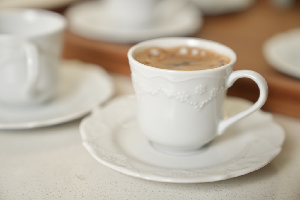 PSH-08 سيت فنجان ابيض نقش PRLND