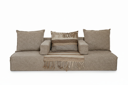 جلسة رمضانية ثلاثية